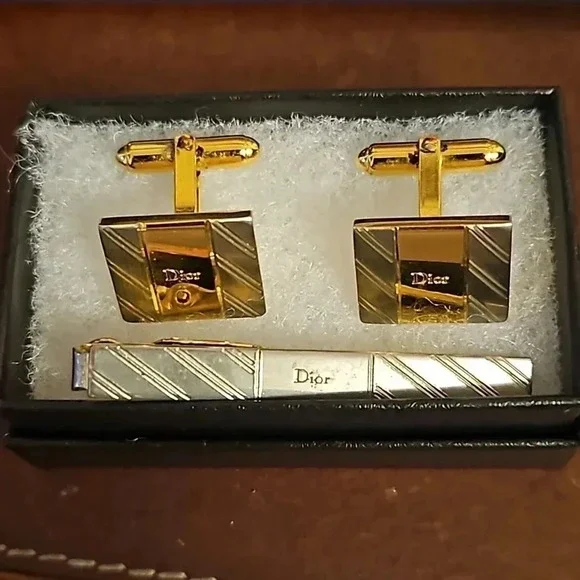 Christian Dior Cufflink and Tie Bar set - Picture 3 of 3